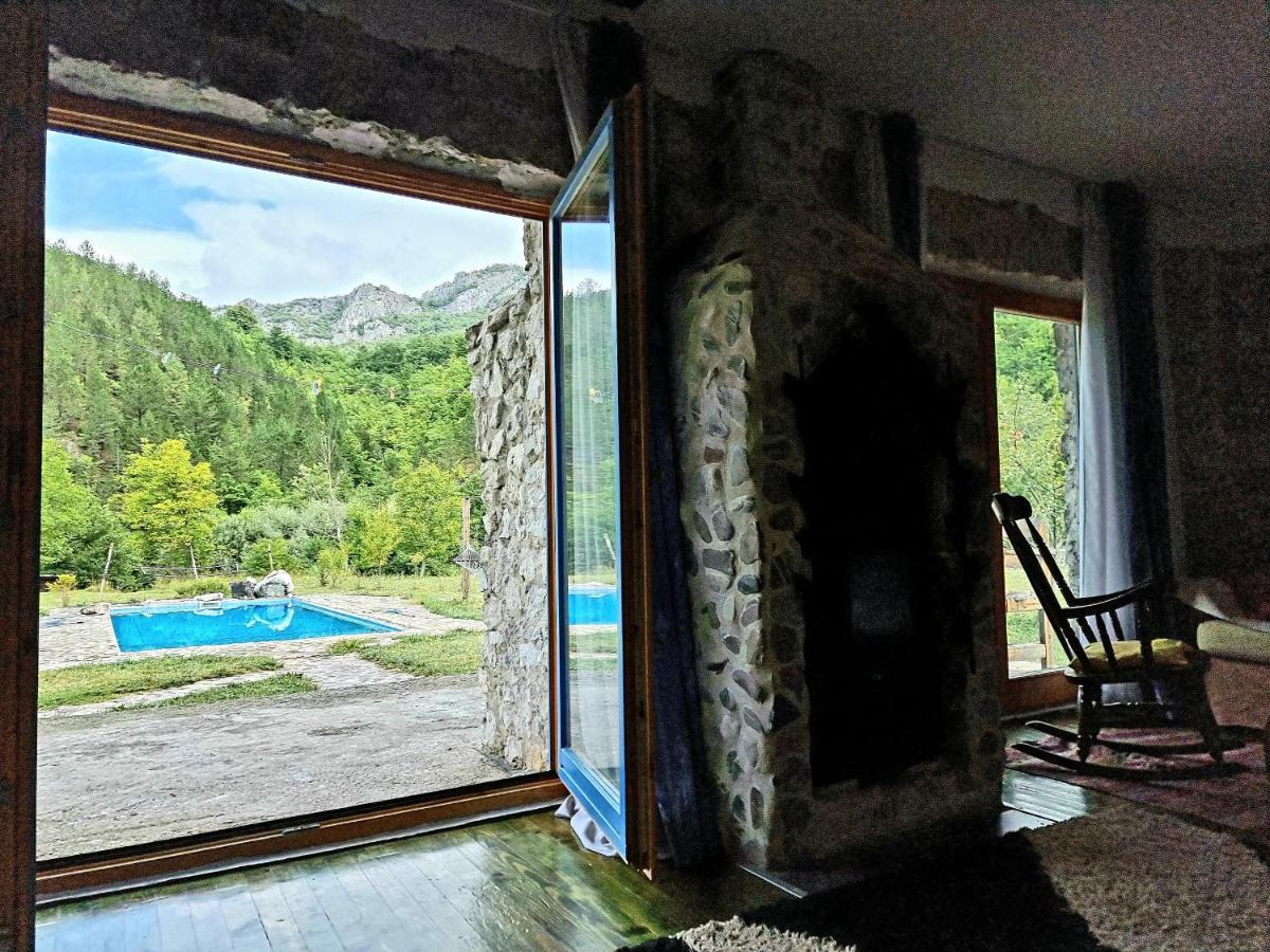 Exo Log Cottage Jezero  Eksteriør billede